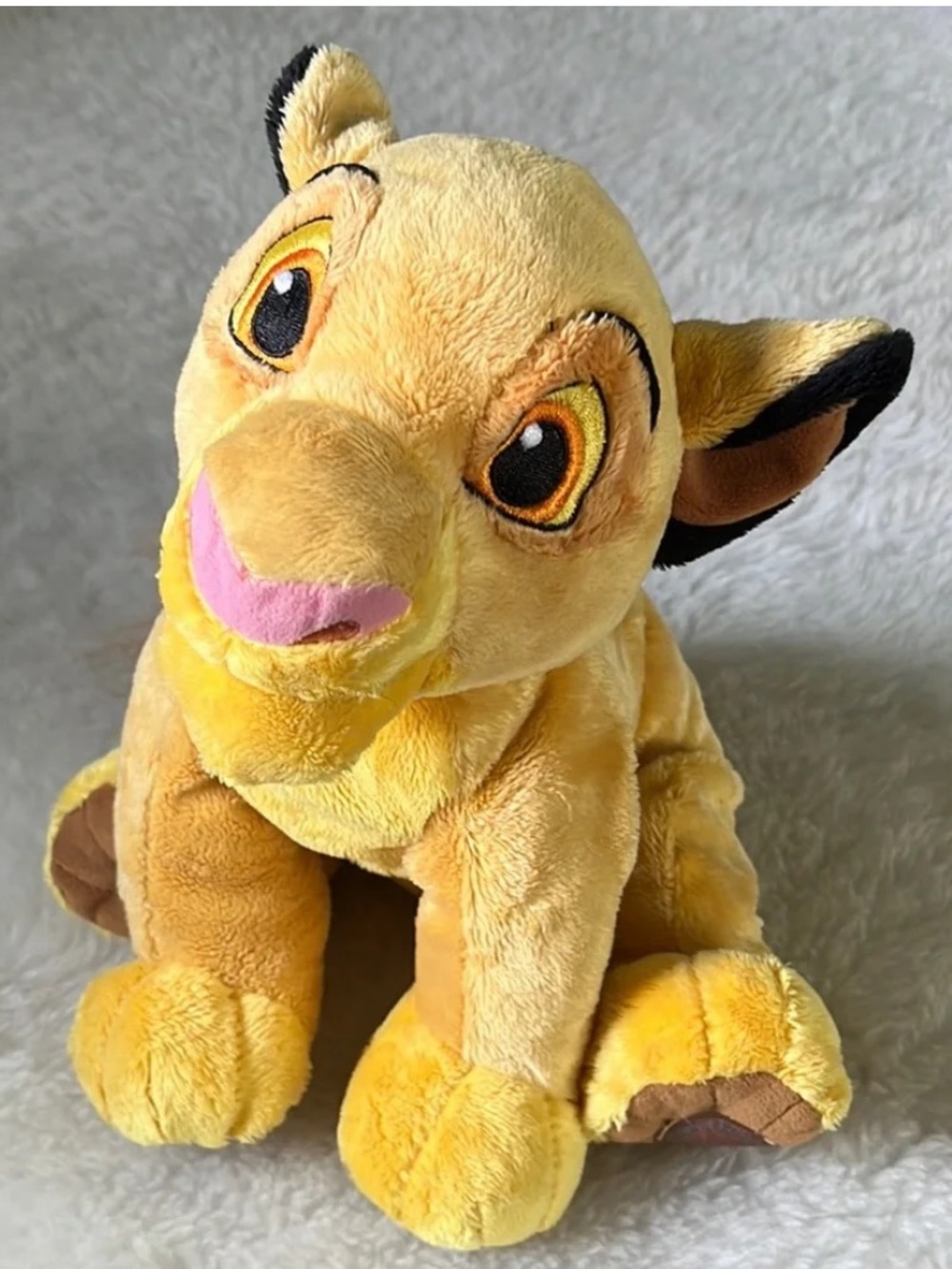 Disney Store 2000’s  12" Sitting MC Simba Plush